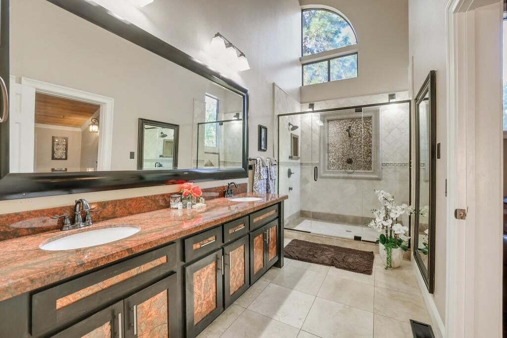 Photo of Bathroom in Shaver Lake