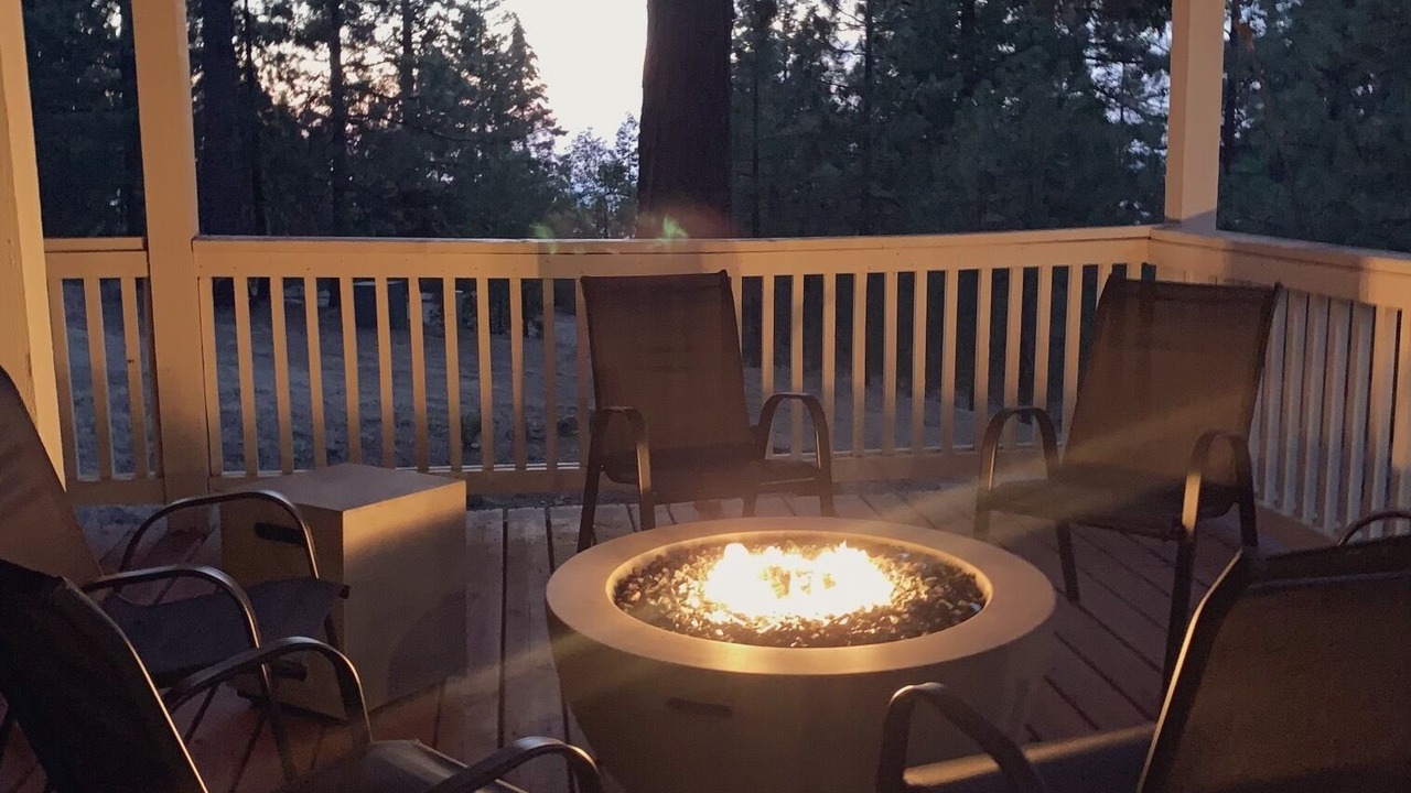 Photo of Patio Balcony in Shaver Lake