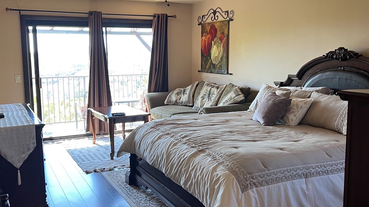 Photo of Bedroom in Escondido