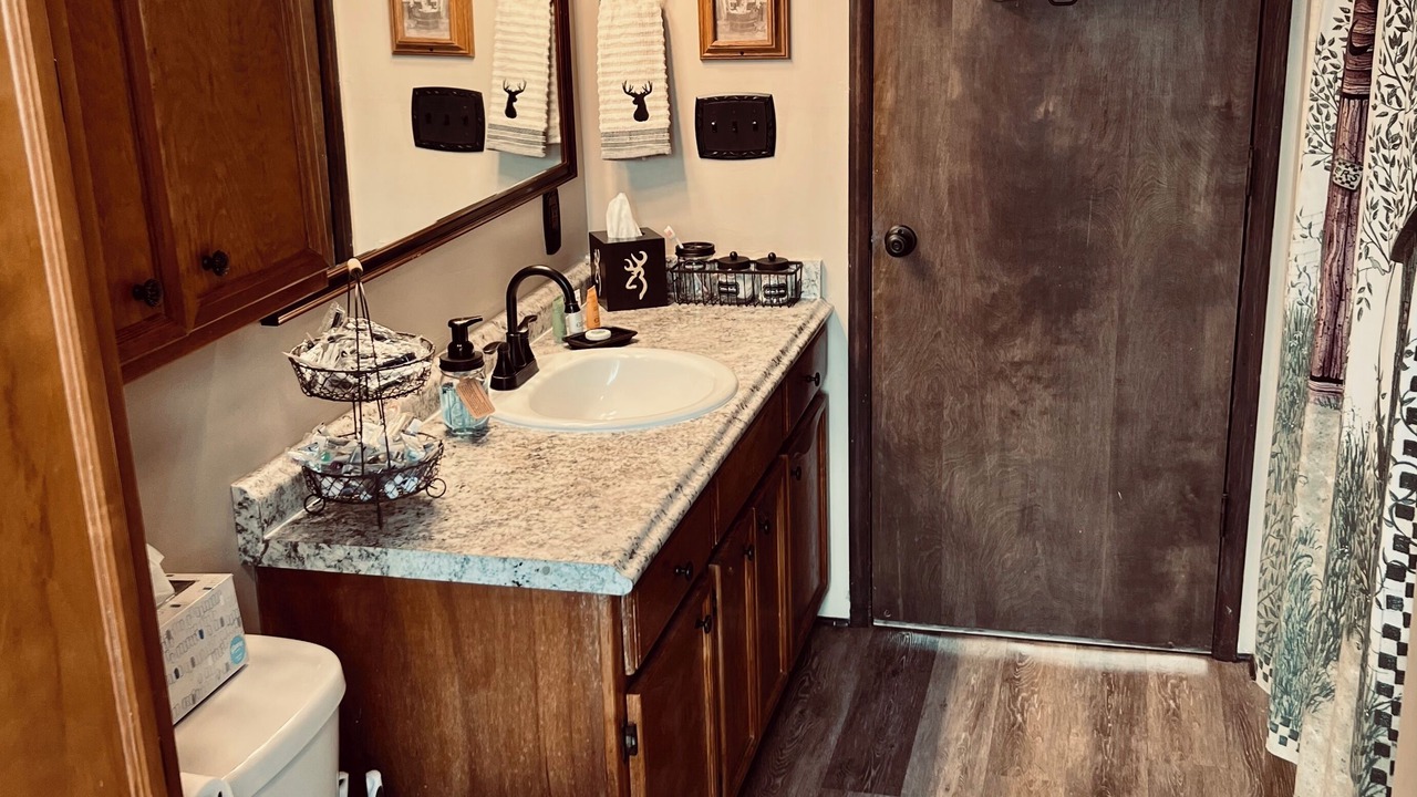 Photo of Bathroom in Hat Creek