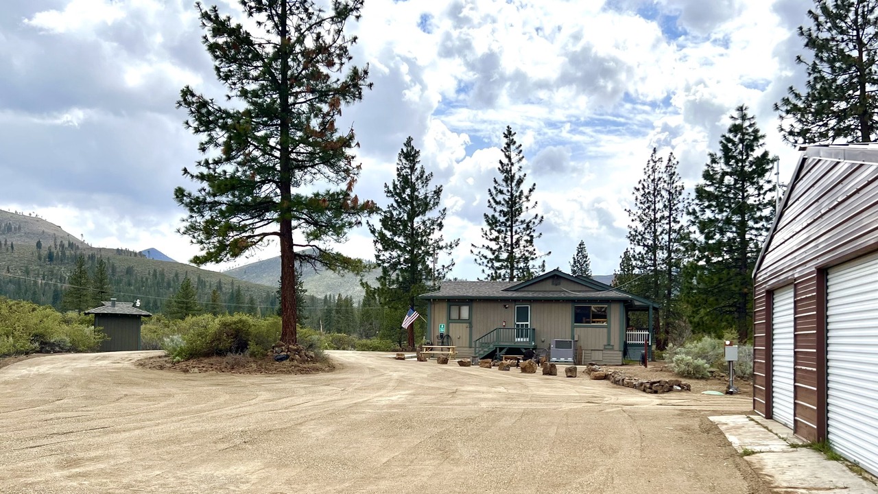 Photo of Others in Hat Creek