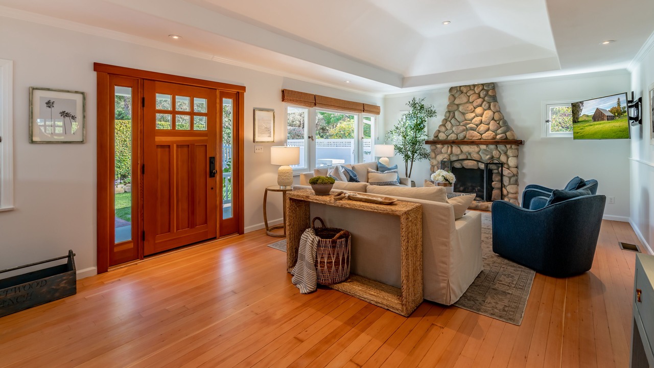 Photo of Livingroom in Montecito