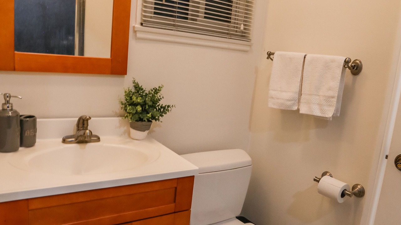 Photo of Bathroom in West Hills
