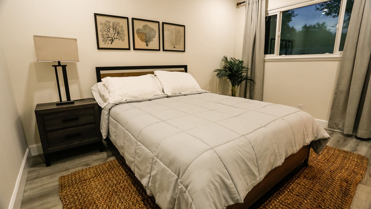 Photo of Bedroom in West Hills