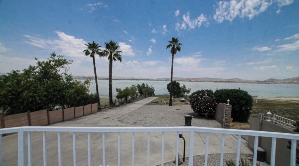 Photo of Outdoor in Lakeland Village