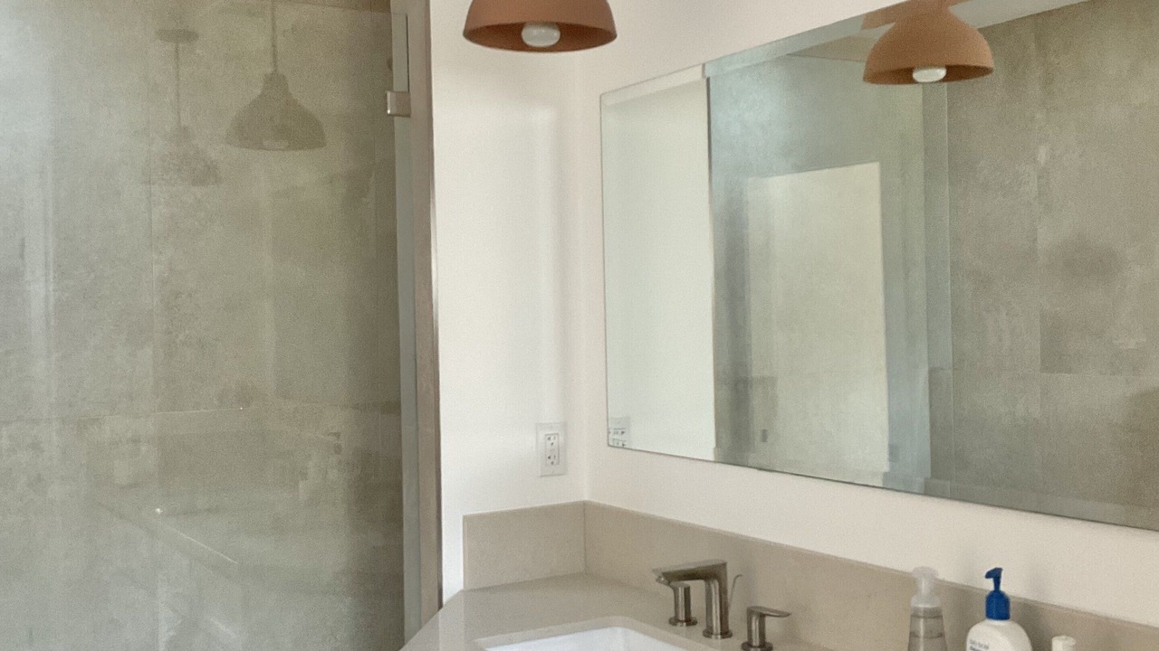 Photo of Bathroom in Alta Mesa
