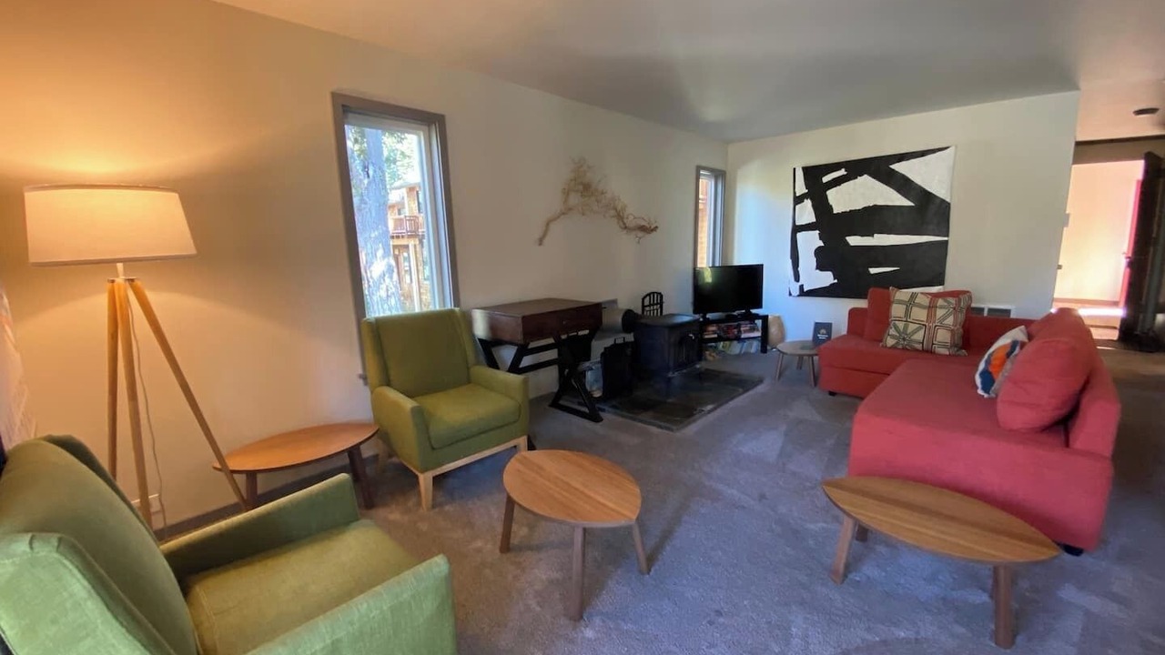 Photo of Livingroom in Alpine Meadows