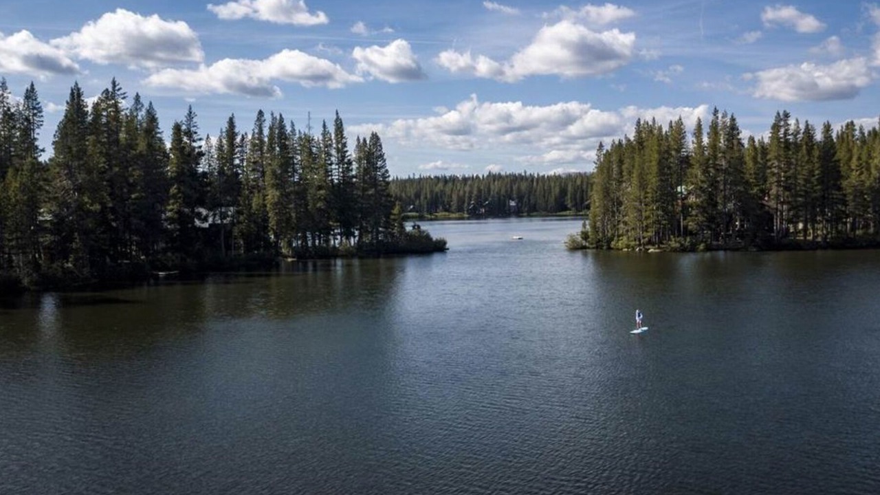 Photo of Outdoor in Serene Lakes