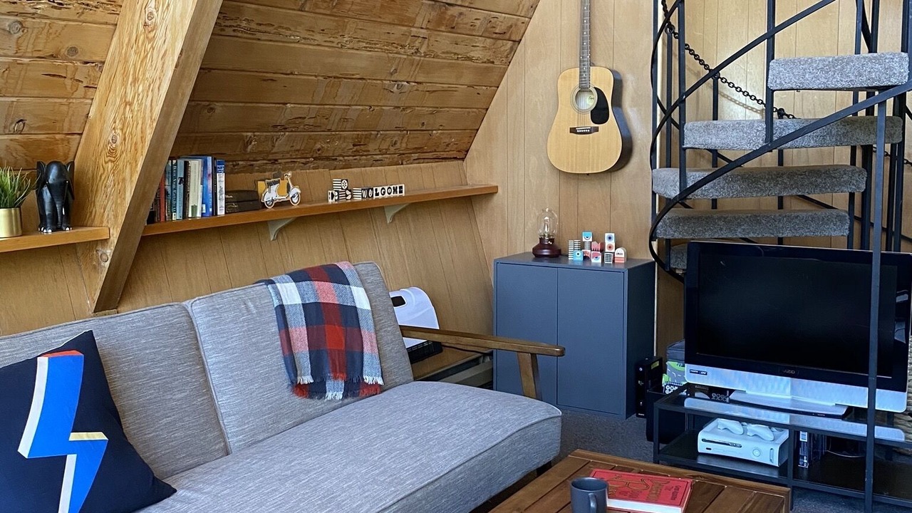 Photo of Livingroom in Serene Lakes