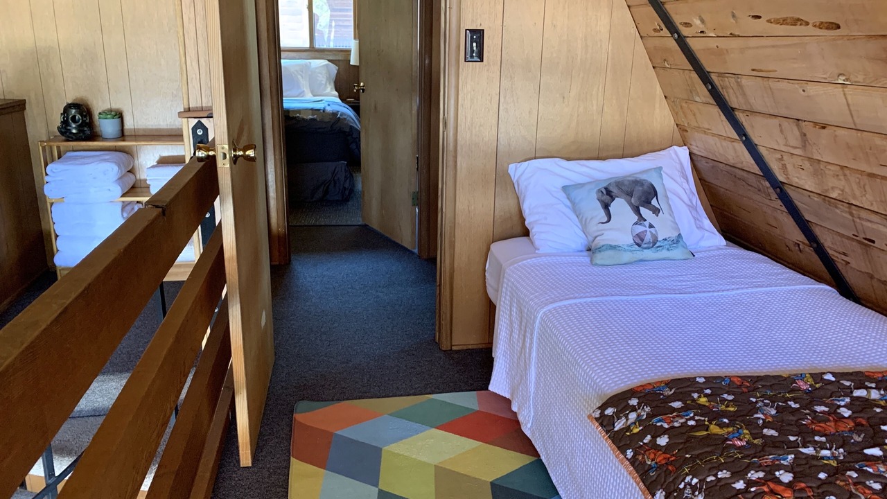 Photo of Bedroom in Serene Lakes