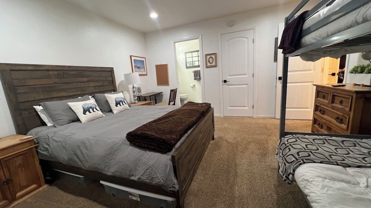 Photo of Bedroom in Mammoth Lakes