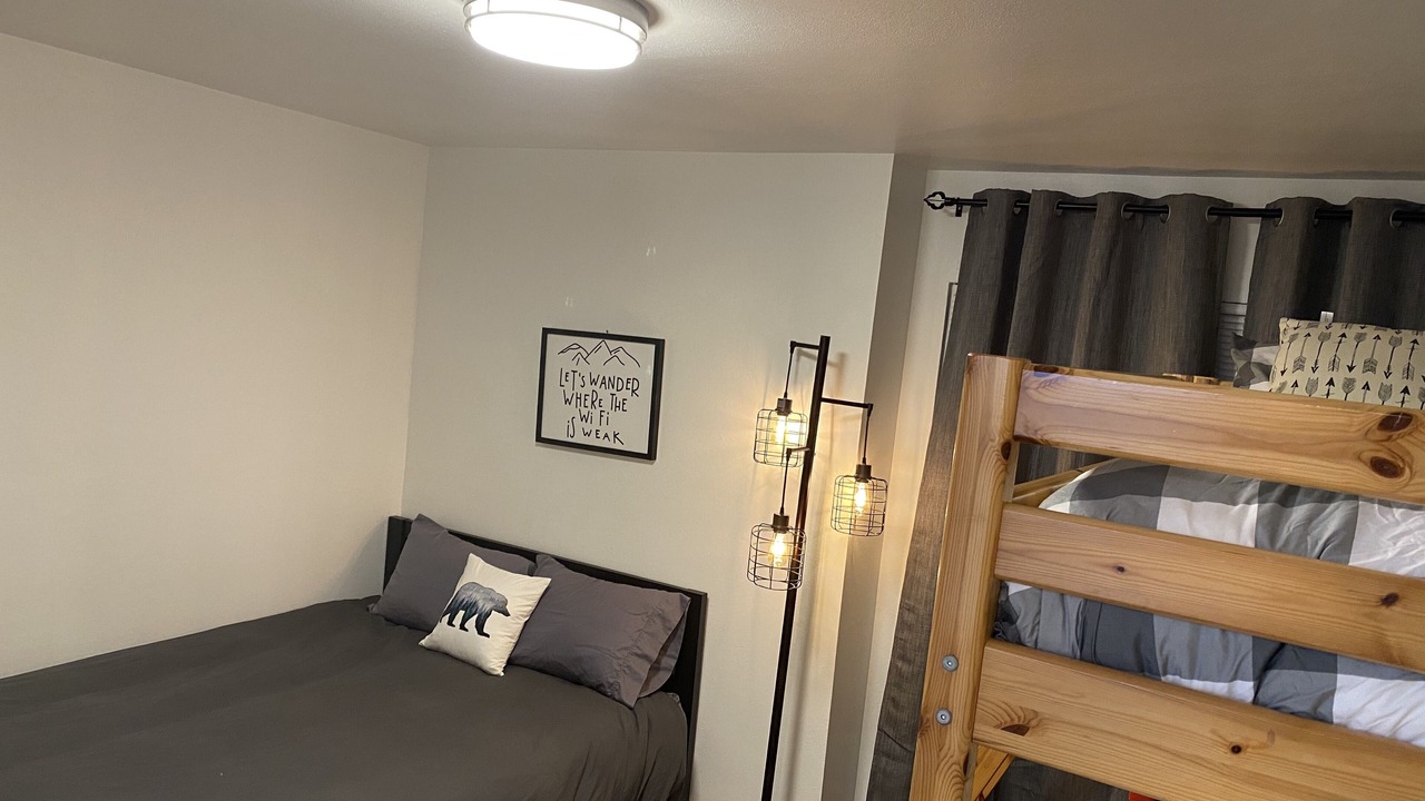 Photo of Bedroom in Mammoth Lakes