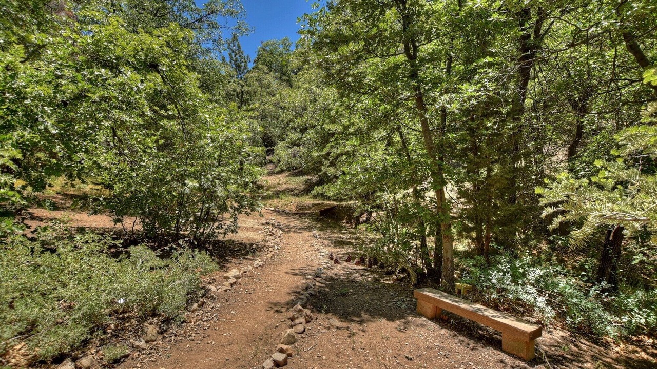 Photo of Others in Upper Moonridge