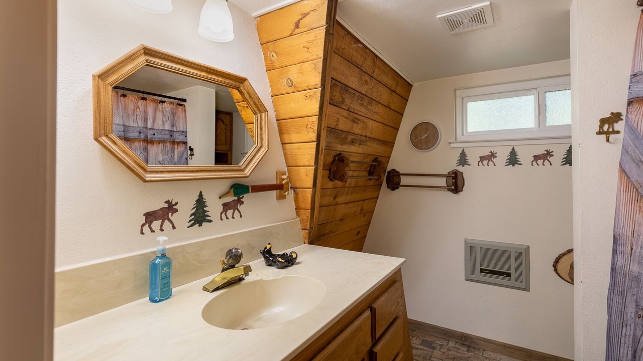 Photo of Bathroom in Oakhurst