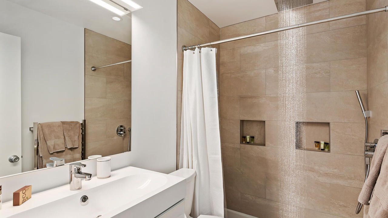 Photo of Bathroom in East Mesa