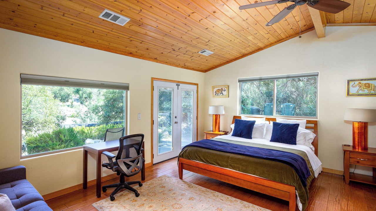 Photo of Bedroom in Three Rivers