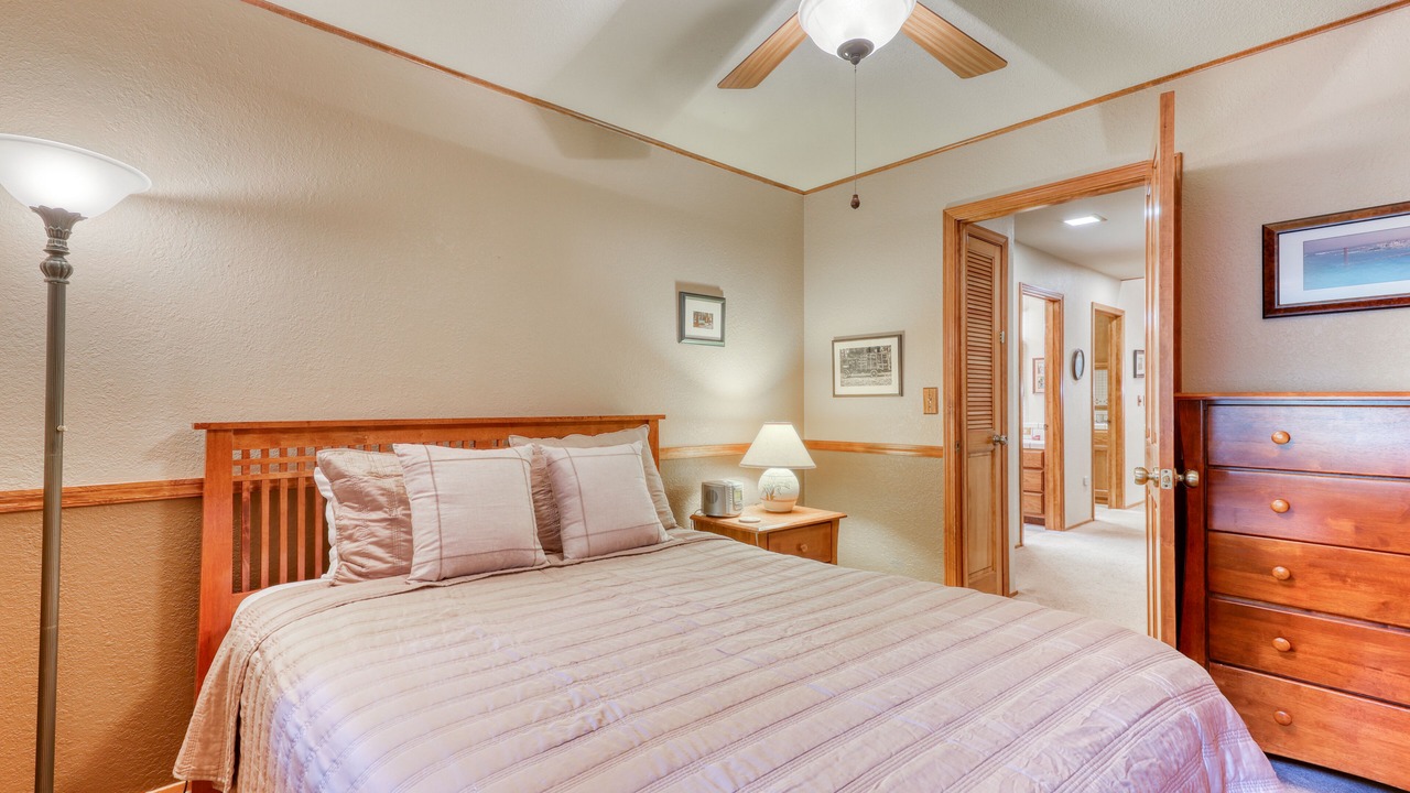 Photo of Bedroom in Arcata