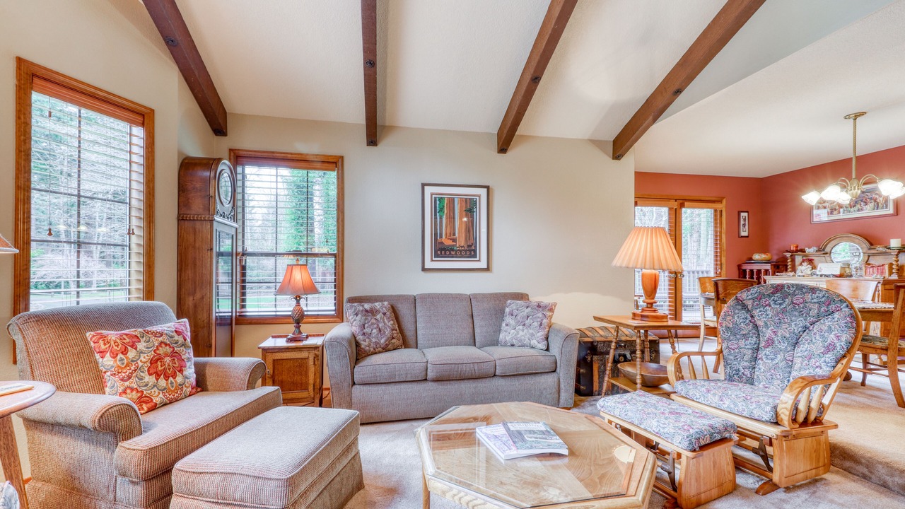 Photo of Livingroom in Arcata