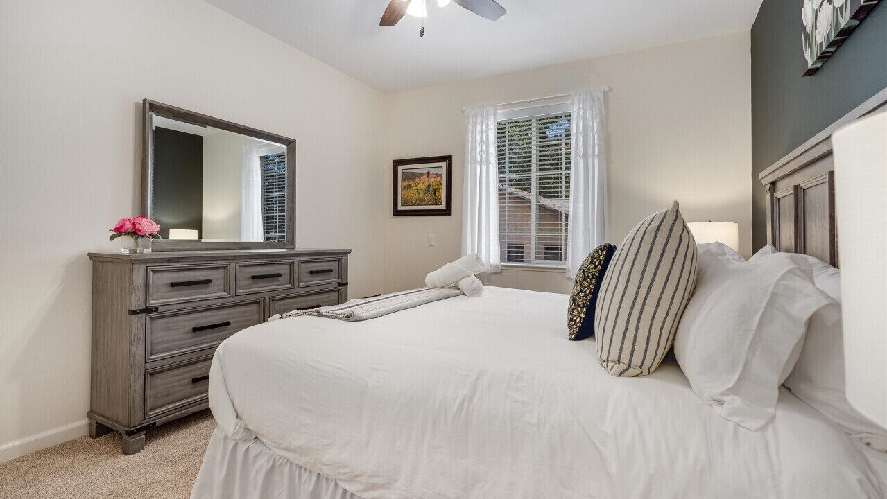 Photo of Bedroom in Glen Ellen