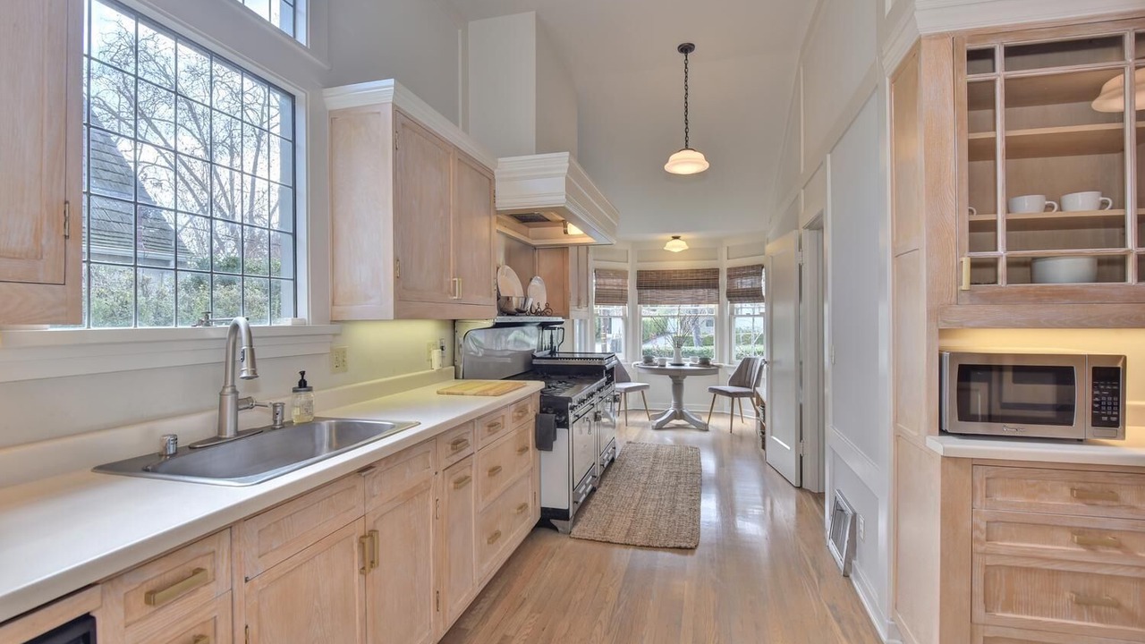 Photo of Kitchen in Old Palo Alto
