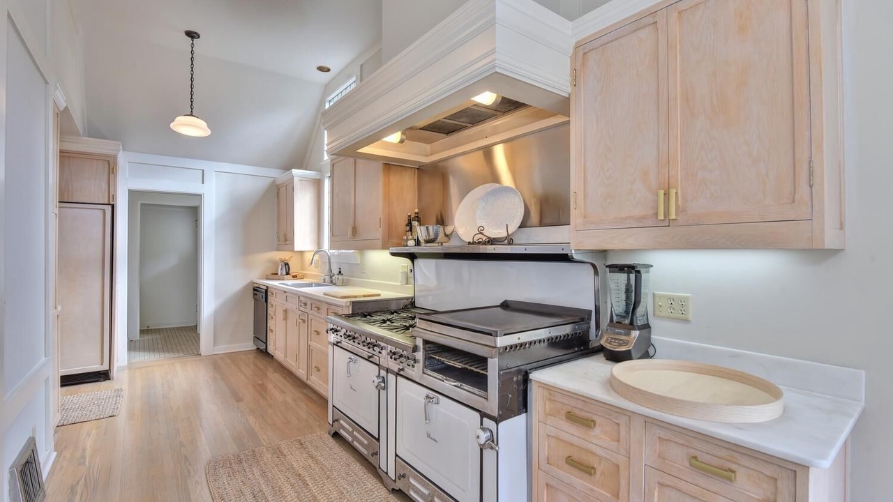 Photo of Kitchen in Old Palo Alto