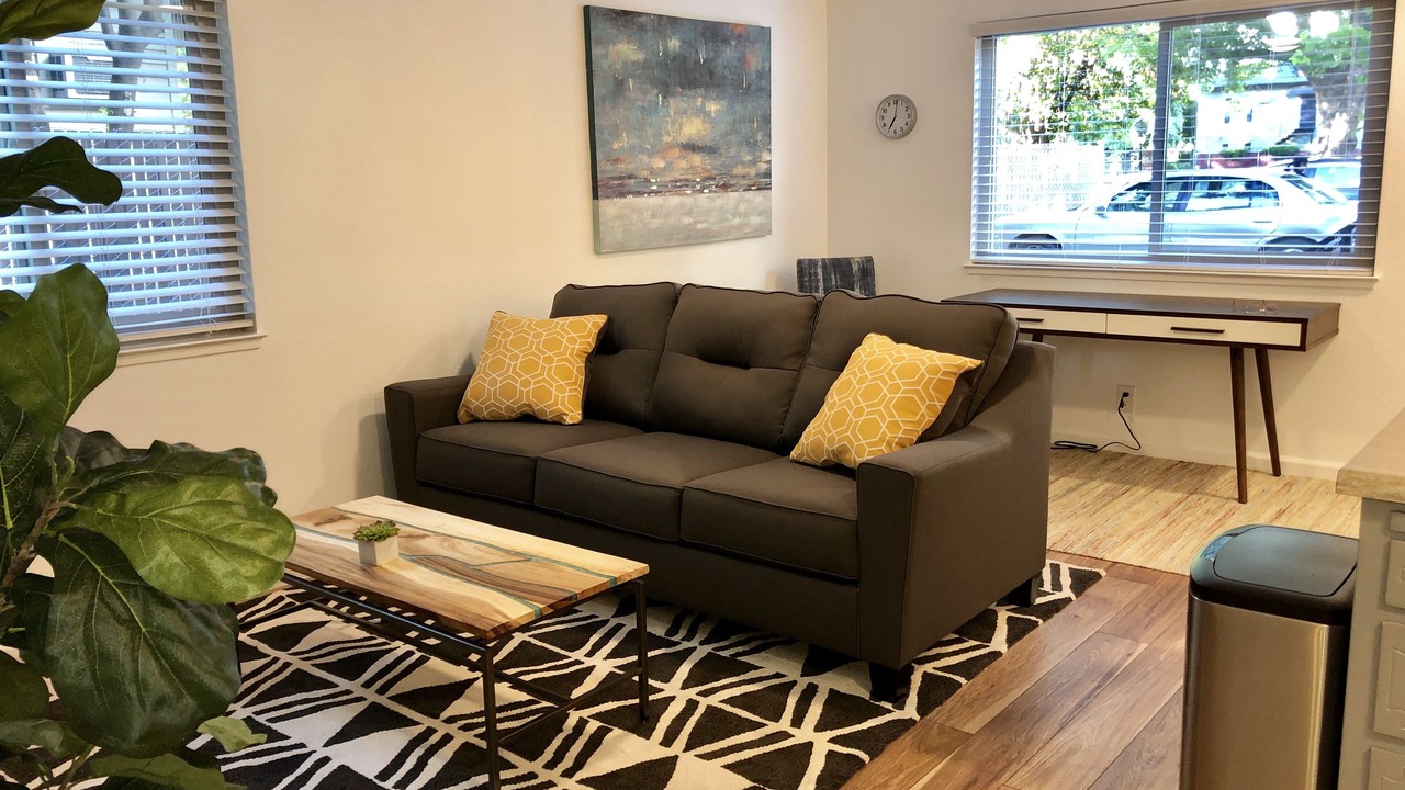 Photo of Livingroom in Chico