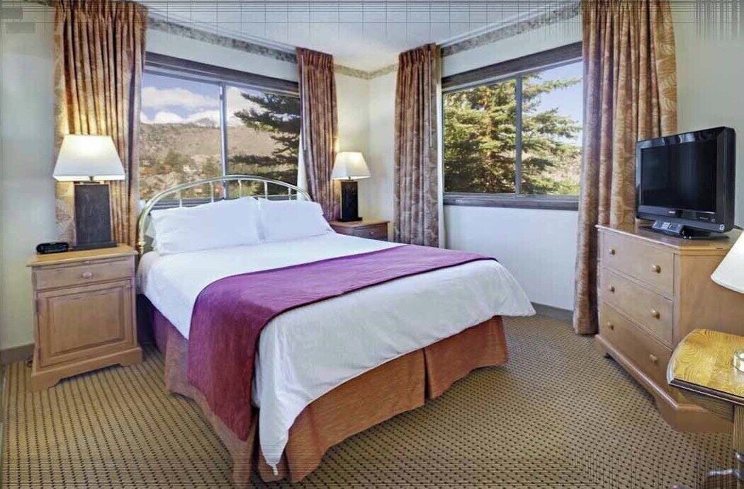 Photo of Bedroom in June Lake