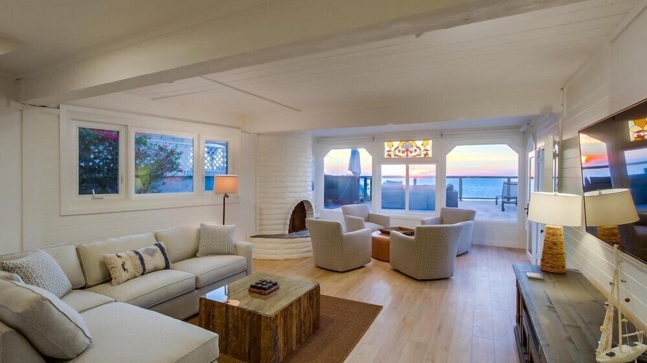 Photo of Livingroom in Leucadia