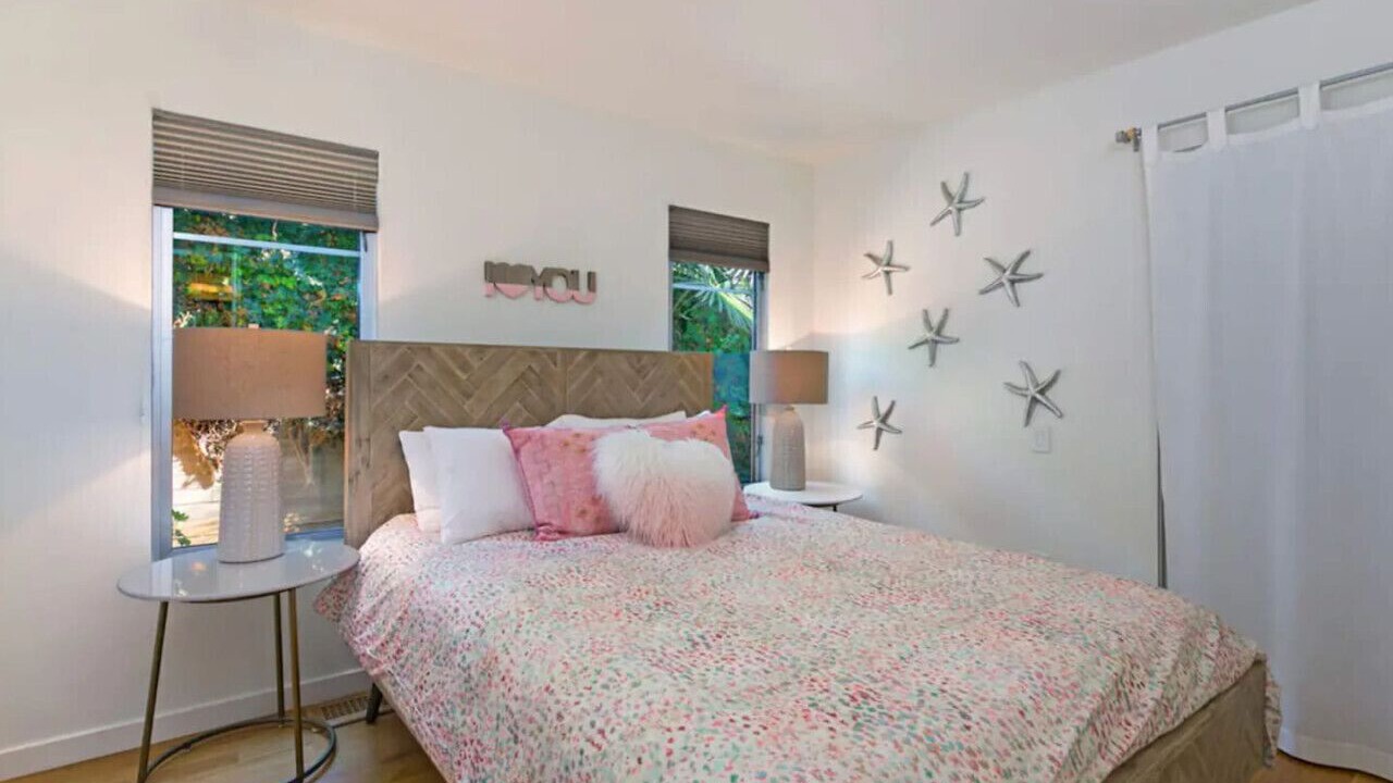 Photo of Bedroom in Sunset Cliffs