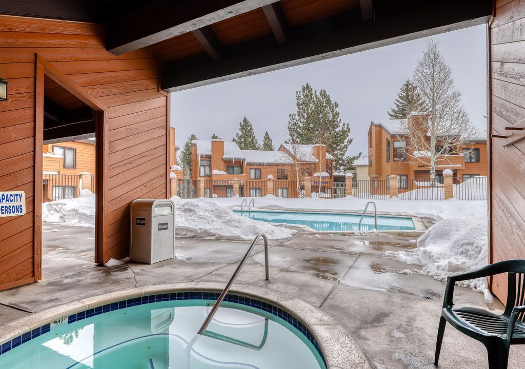 Photo of Outdoor in Mammoth Lakes