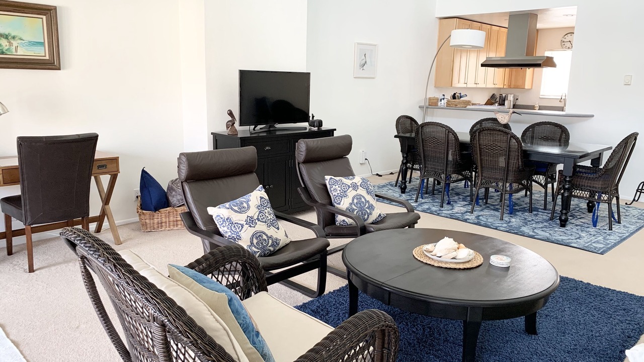 Photo of Livingroom in East Mesa