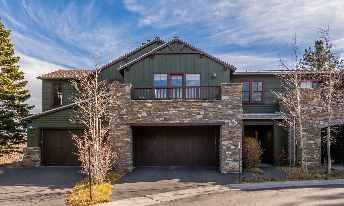 Photo of Outdoor in Mammoth Lakes