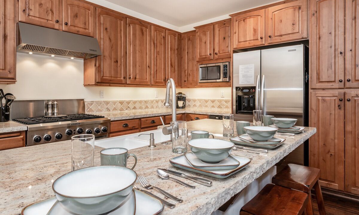 Photo of Kitchen in Mammoth Lakes
