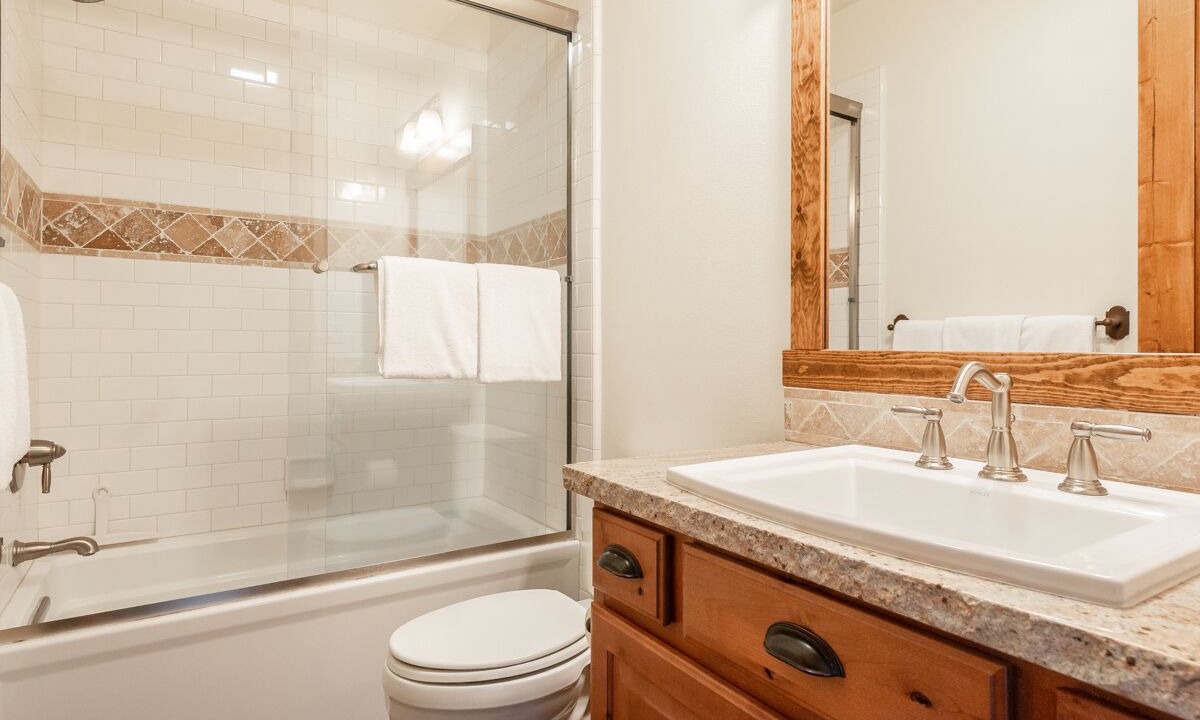 Photo of Bathroom in Mammoth Lakes