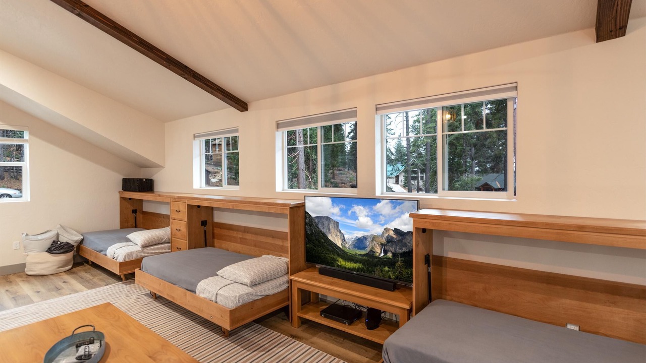 Photo of Bedroom in Yosemite National Park