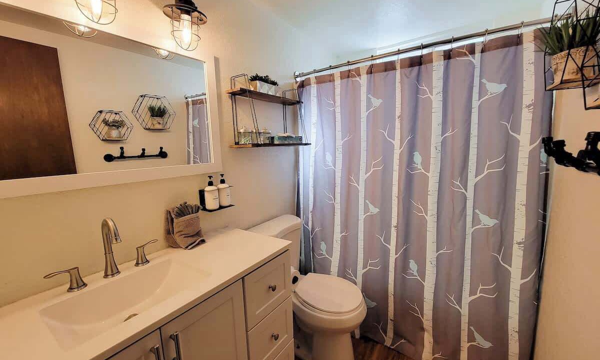 Photo of Bathroom in Big Bear Lake