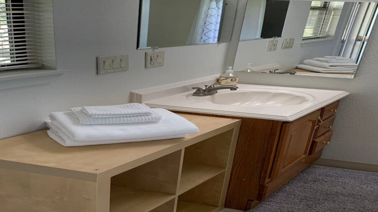 Photo of Bathroom in Cascade