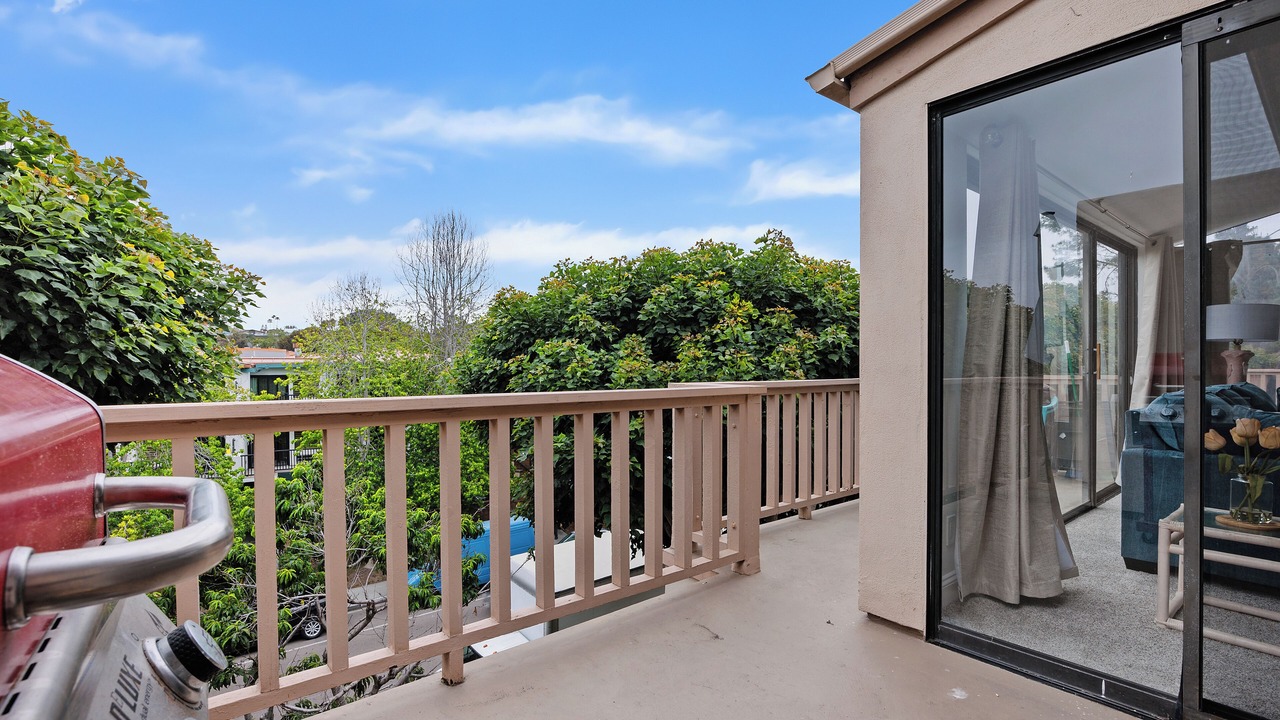 Photo of Patio Balcony in Solana Beach