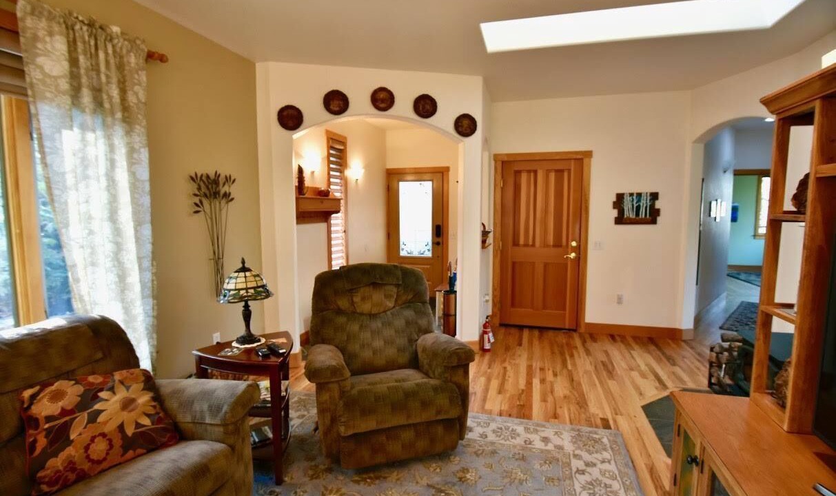 Photo of Livingroom in Auburn