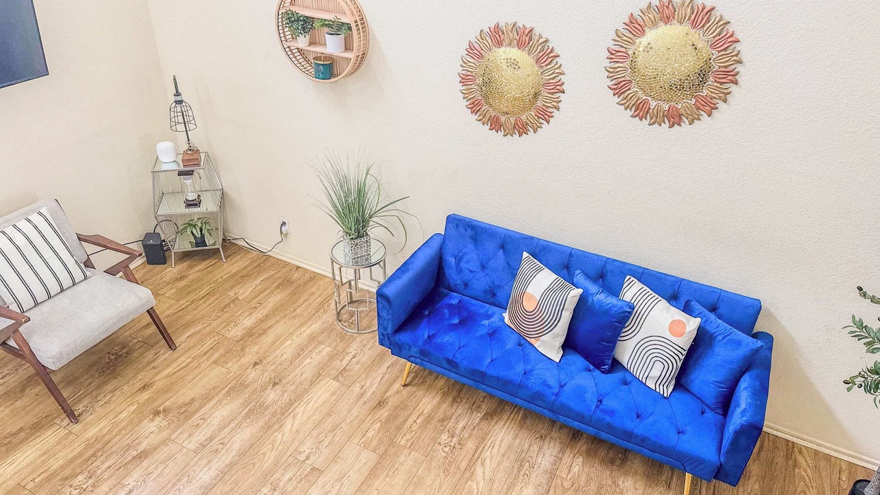 Photo of Livingroom in Cortez Hill