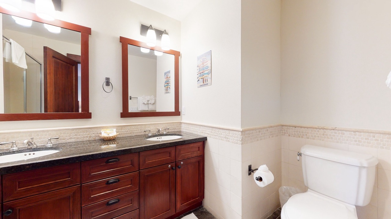 Photo of Bathroom in Mammoth Lakes
