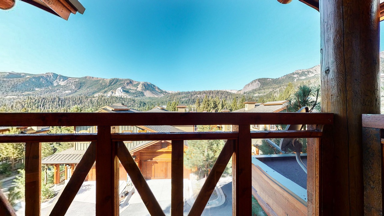 Photo of Outdoor in Mammoth Lakes
