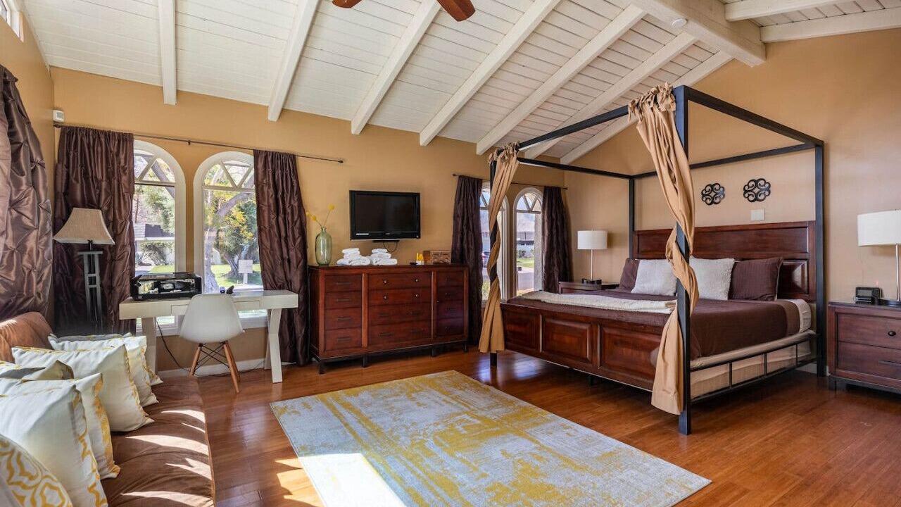 Photo of Bedroom in Araby