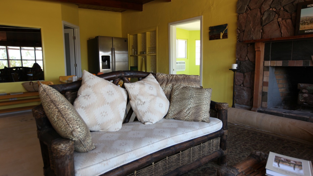 Photo of Livingroom in Desert Hot Springs