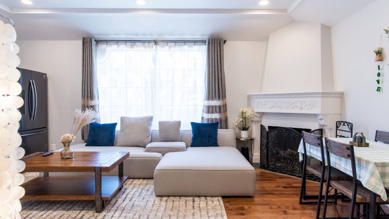 Photo of Livingroom in Outer Mission