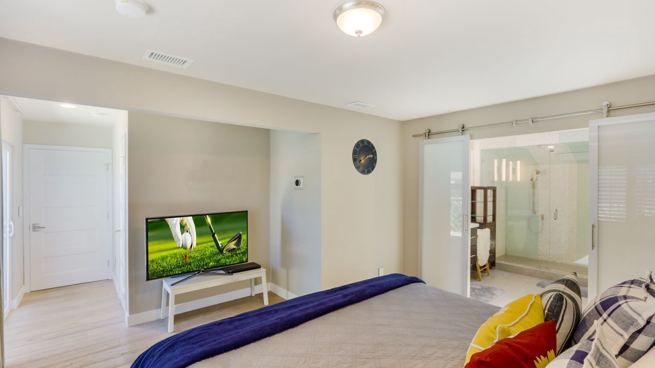 Photo of Bedroom in Westside Costa Mesa