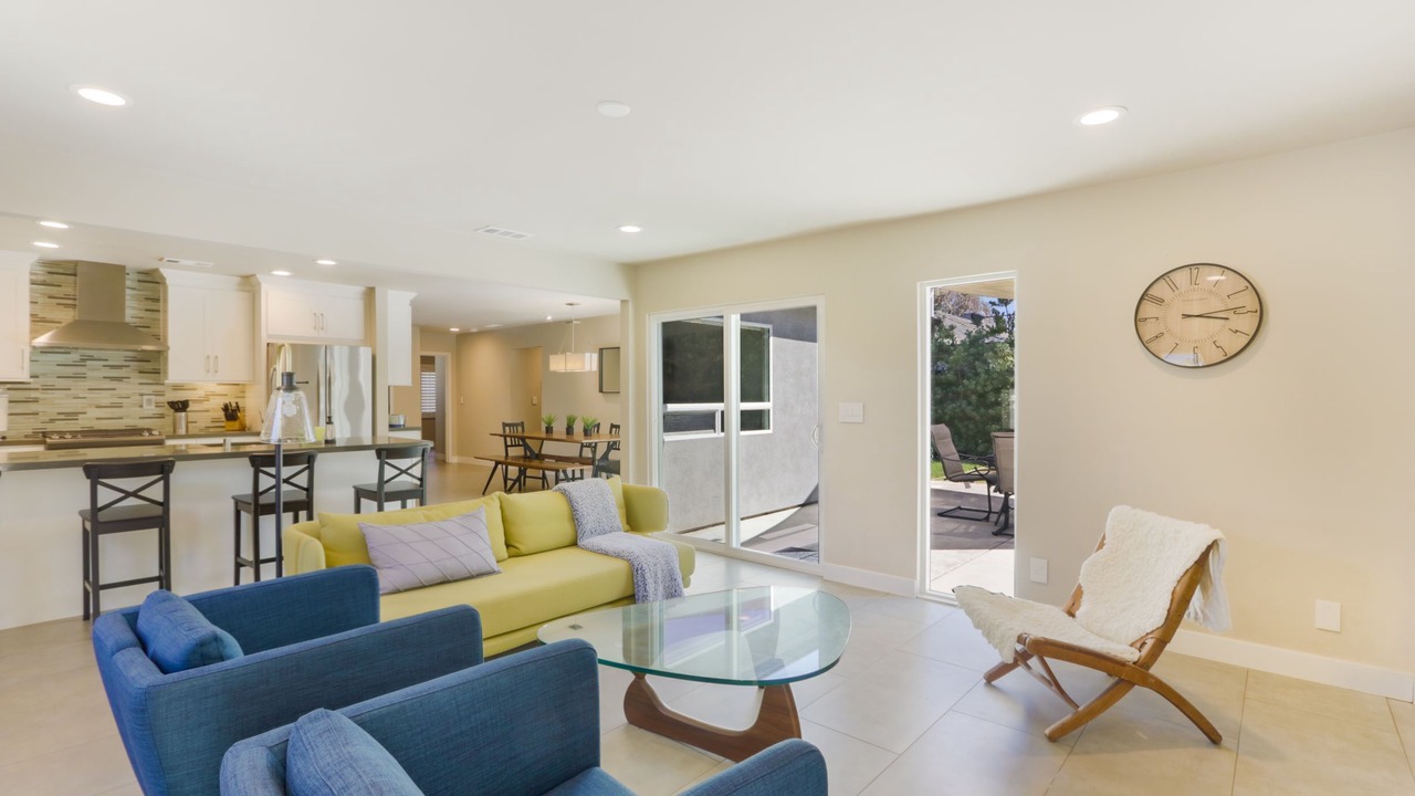 Photo of Livingroom in Westside Costa Mesa