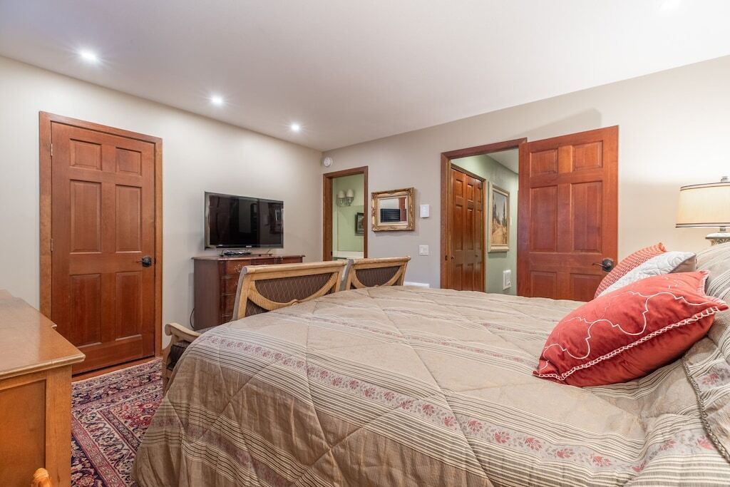 Photo of Bedroom in Mammoth Lakes