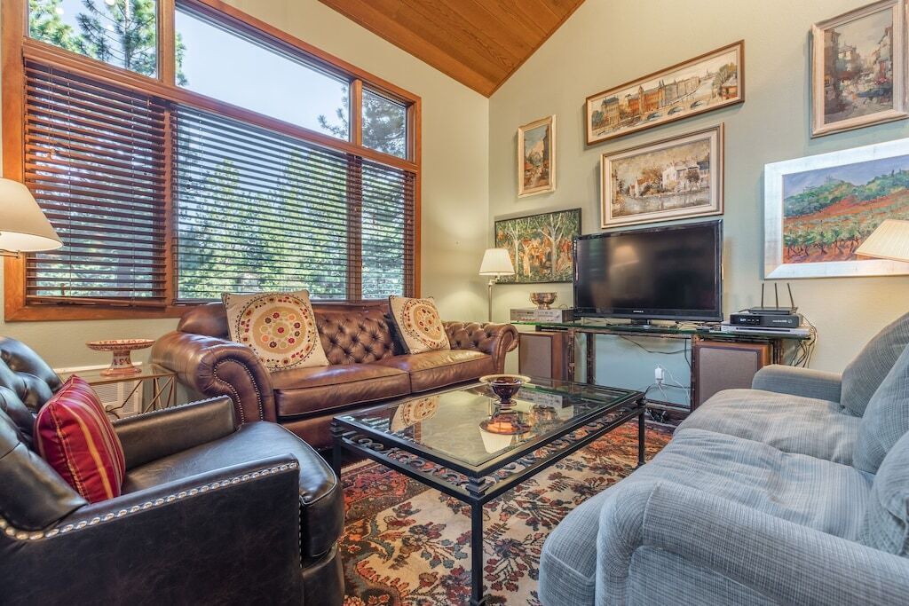 Photo of Livingroom in Mammoth Lakes