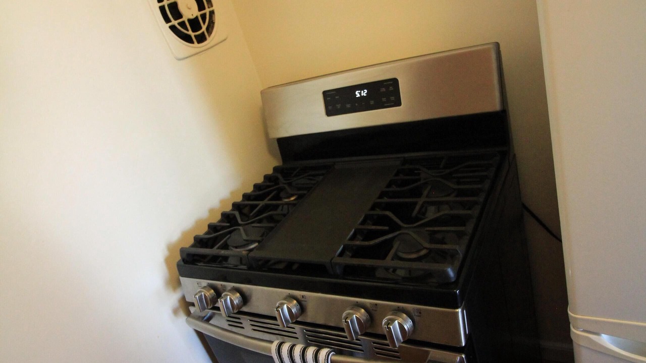Photo of Kitchen in South Mission Beach